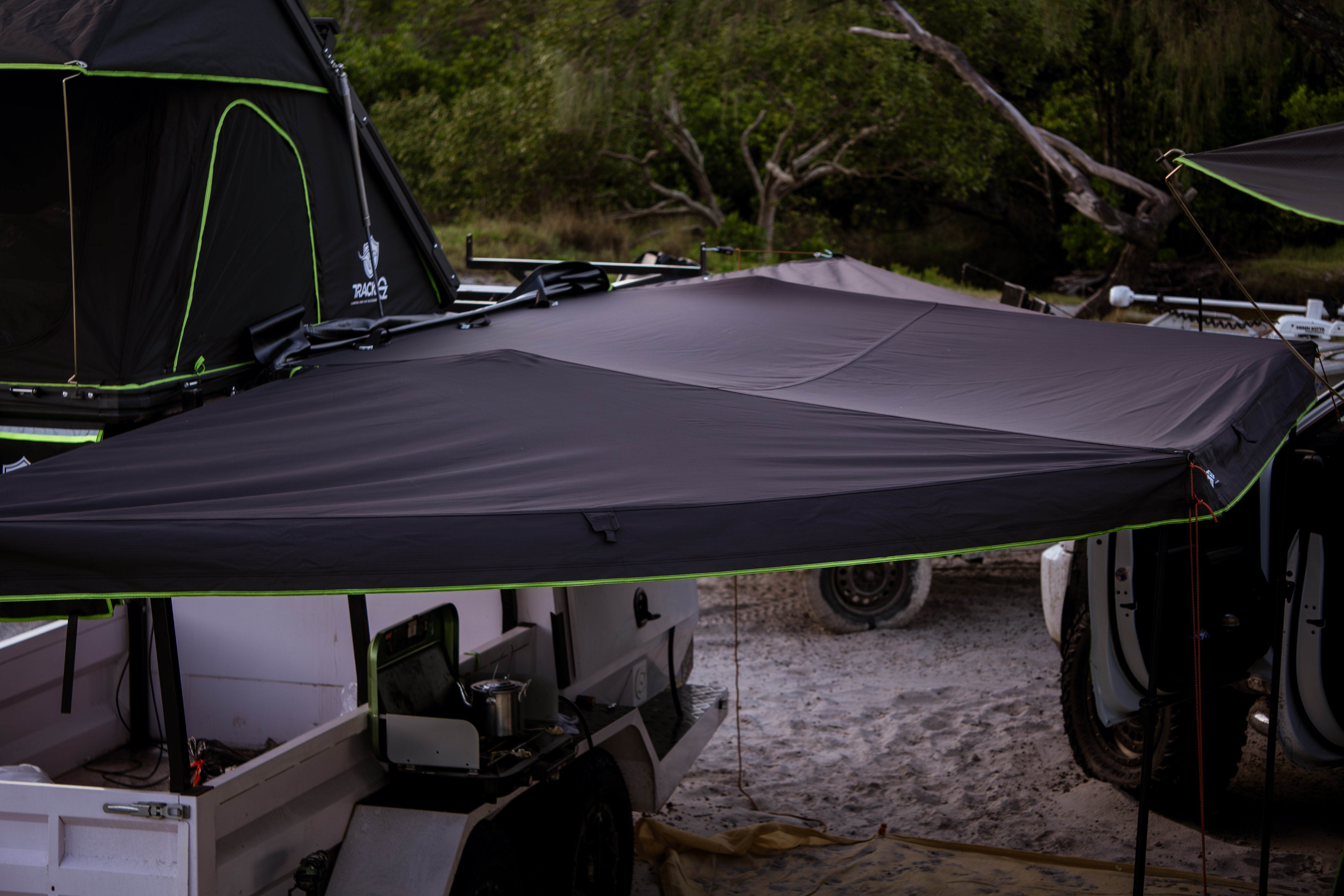 Free-Standing 180 Awning – Markise & Vorzelt kaufen bei Rooftop Tents Europe
