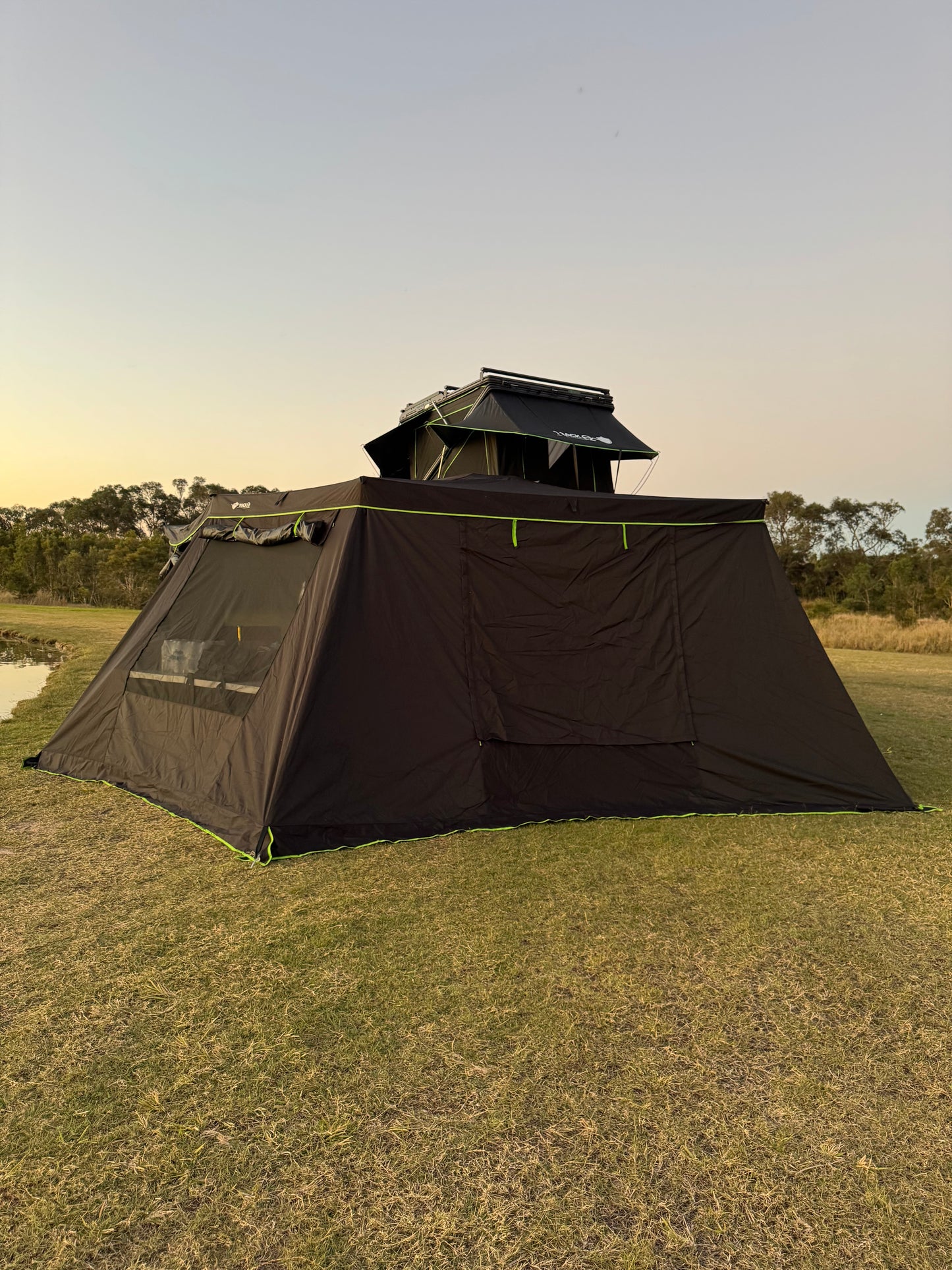 Track Oz Humble Abode Detachable Awning Room