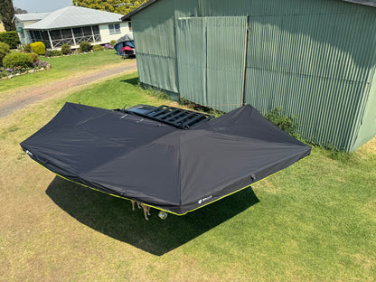 270 Extra Large Freestanding Awning With Zip Entry